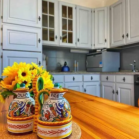 La Bella Vita Lakeview